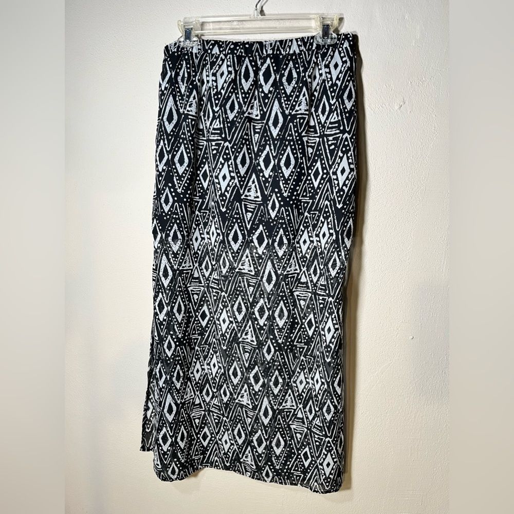 Forever 21 floral maxi skirt black sheer skirt Side Slit